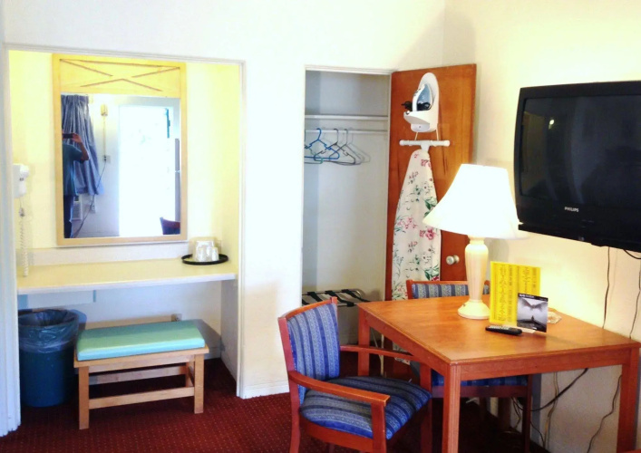 Hawaii Motel