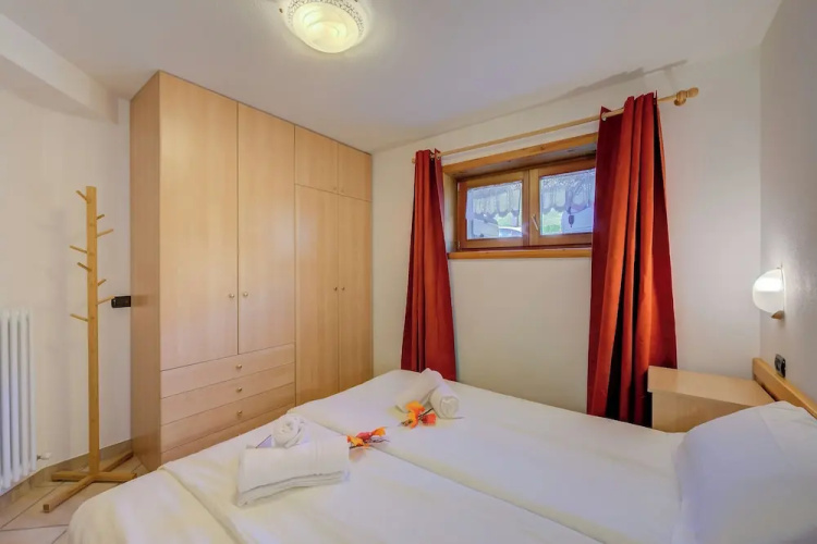 Chalet Sciachilo’ Ski In-Ski Out 10m