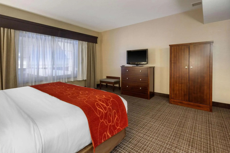 Comfort Suites Green Bay West
