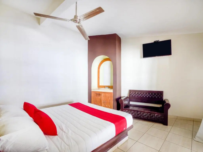 OYO Hotel Posada Lys, Zihuatanejo