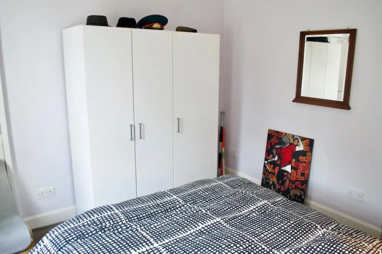 1 Bedroom Ground Floor Colony Flat