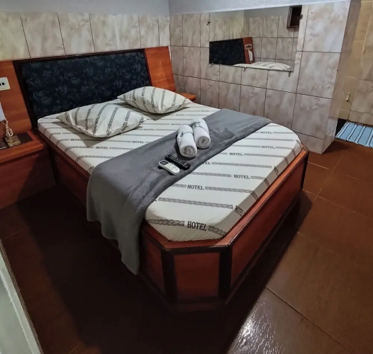 Hotel anoitecer