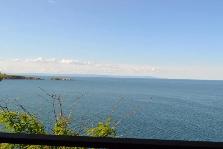 Standard Double room with partial sea view