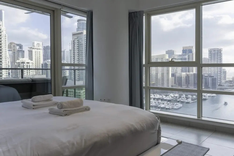 Splendid Apt With Breathtaking Dubai Marina View! - Image 9