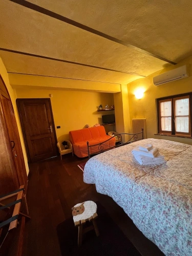 Standard room with balcony