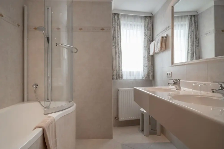 2 Bedrooms Family Suite