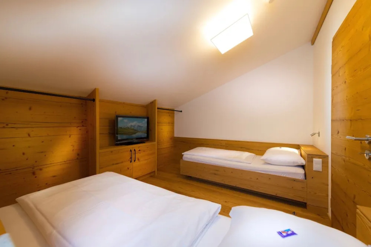 Hotel & Chalet Dorfer