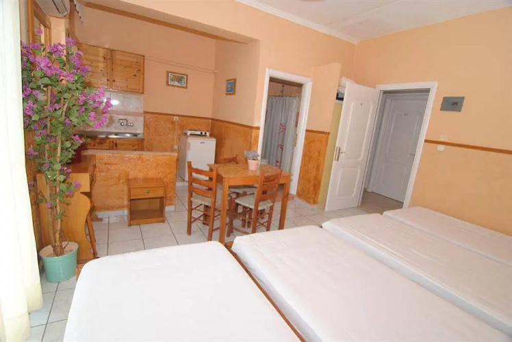 Anna Apartments