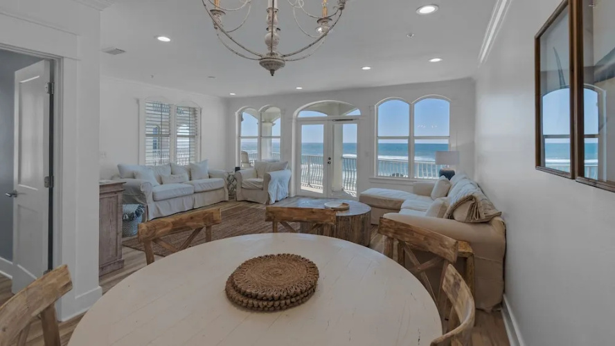Monterey Condominiums - Community Pool - Gulf Front