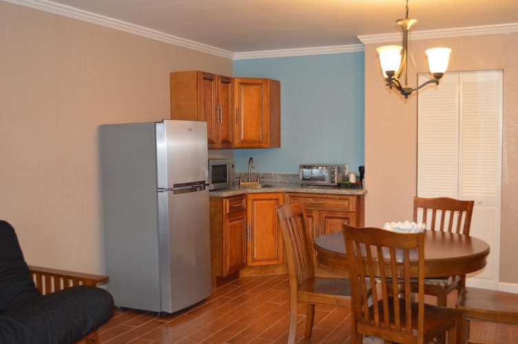 Vero Beach Inn & Suite photo 33