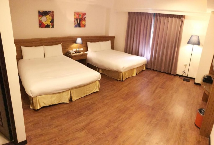 Deluxe Quadruple room