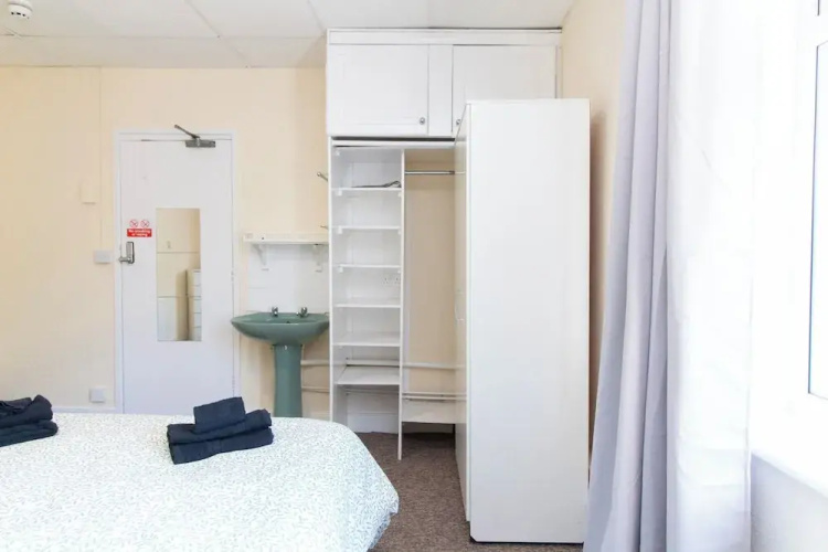 Brookvale Guest House Room 14