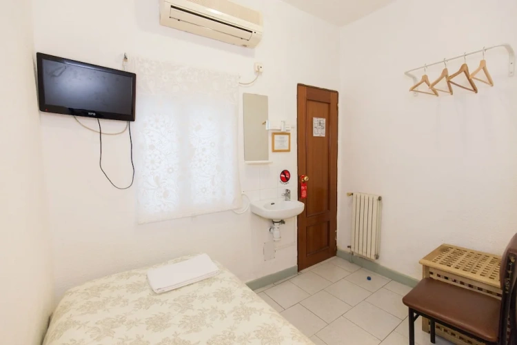 Standard Single room with balcony