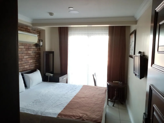 Selis Otel