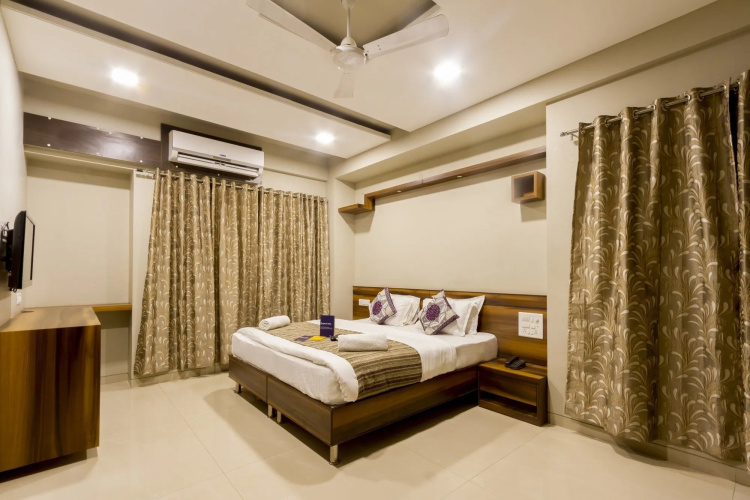 FabHotel Sumati Baner