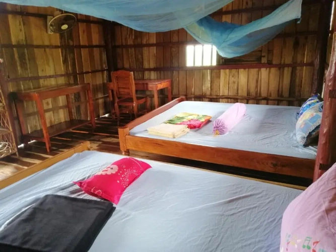 2 Bedrooms Bungalow