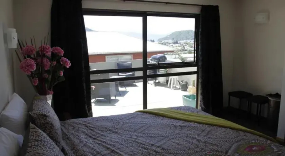 Harbour View House