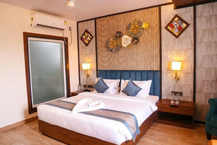 River sidde inn