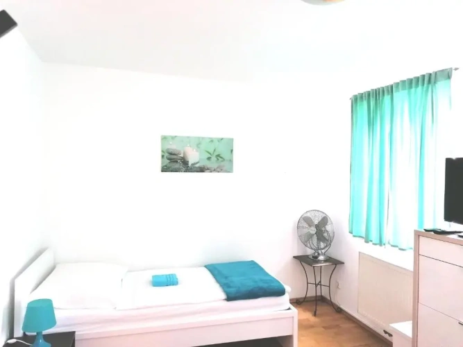 Standard Single room