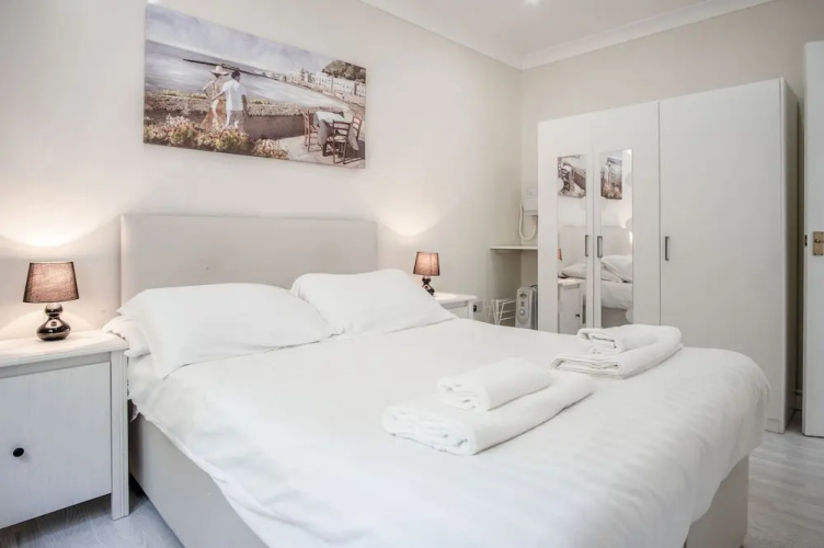 Dunes End - 2 Bedroom Apartment - Pendine