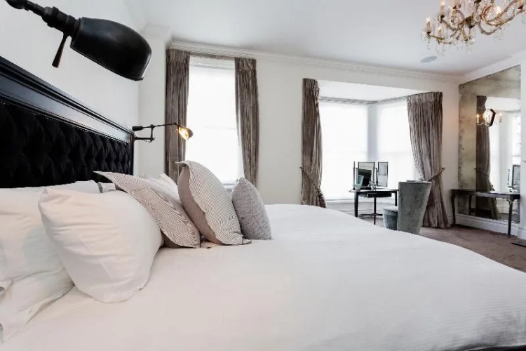 Veeve - Kingly Kensington