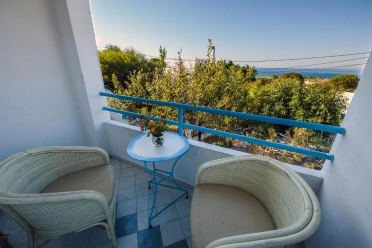 Apartment with balcony