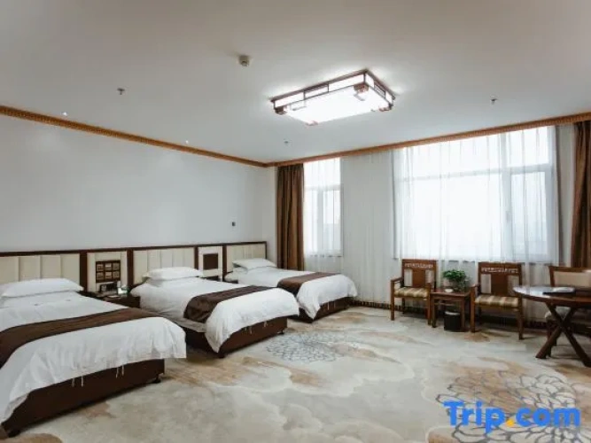 Premium Triple room