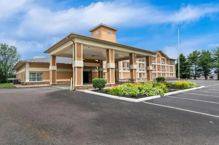 Quality Inn Dry Ridge - Blue Ridge Mountains