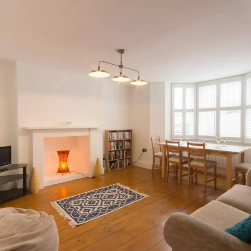 Host Stay Victoria Gardens