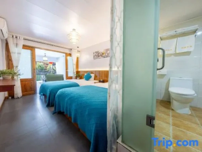 Standard Double room with river view