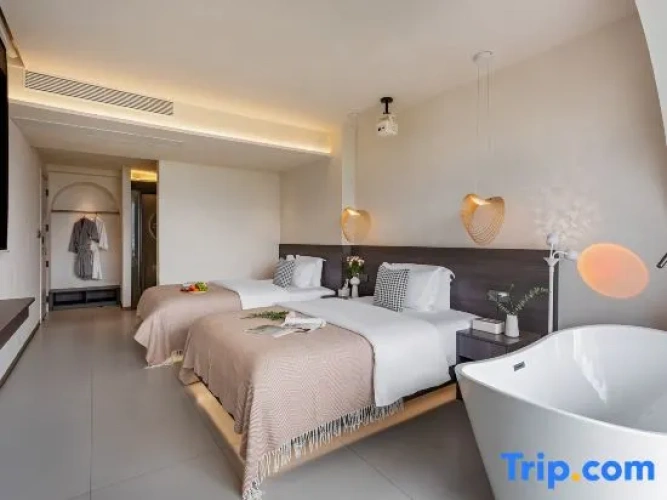 Standard Twin room with ocean view