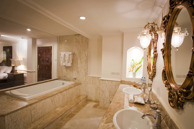1 Bedroom Suite