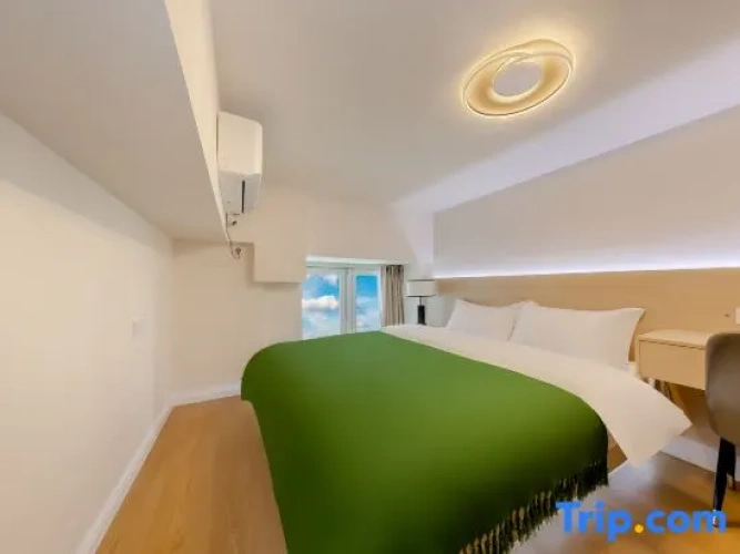 2 Bedrooms Family Suite with view