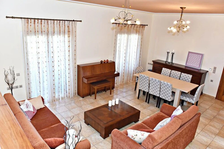 Villa Arolithos