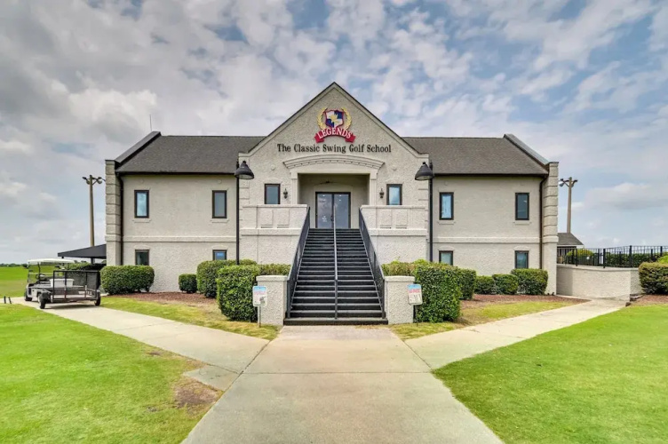 Myrtle Beach Golf Retreat w/ Pool Access!