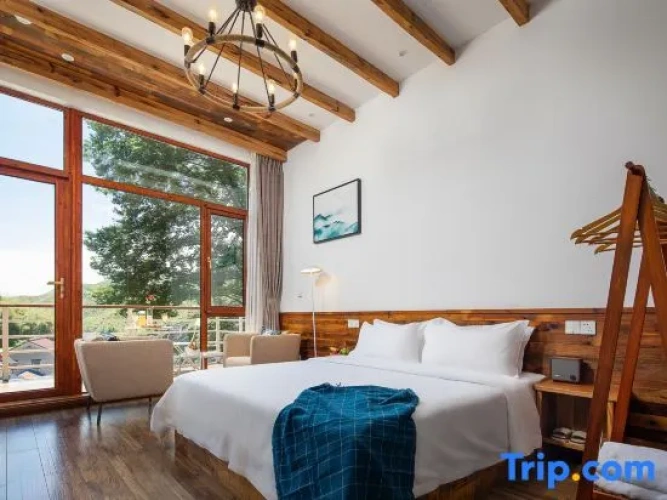 Family Suite with courtyard view