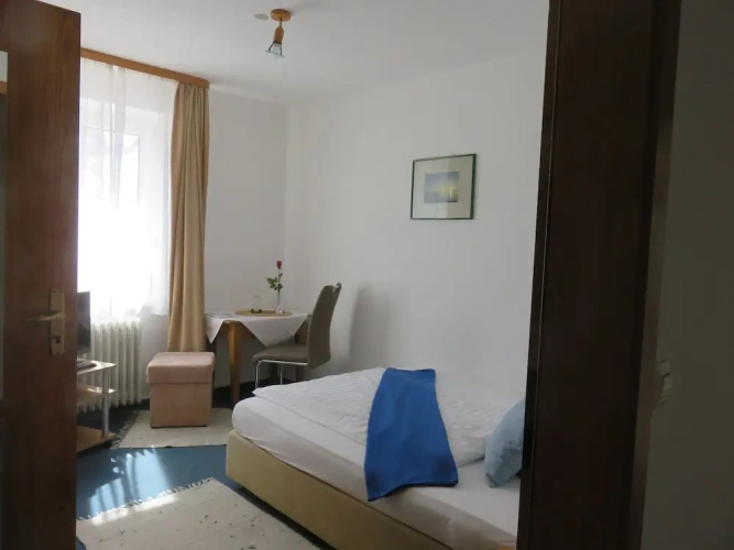 Standard Single room with view