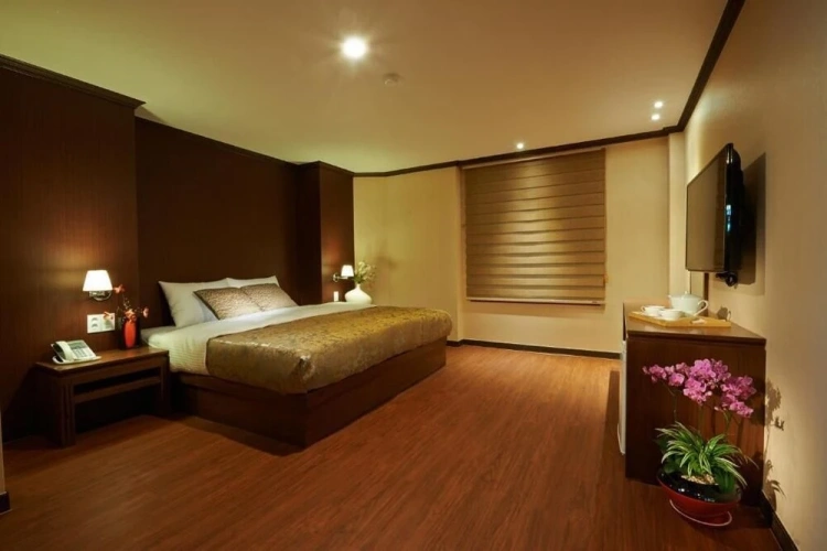Deluxe Double Suite