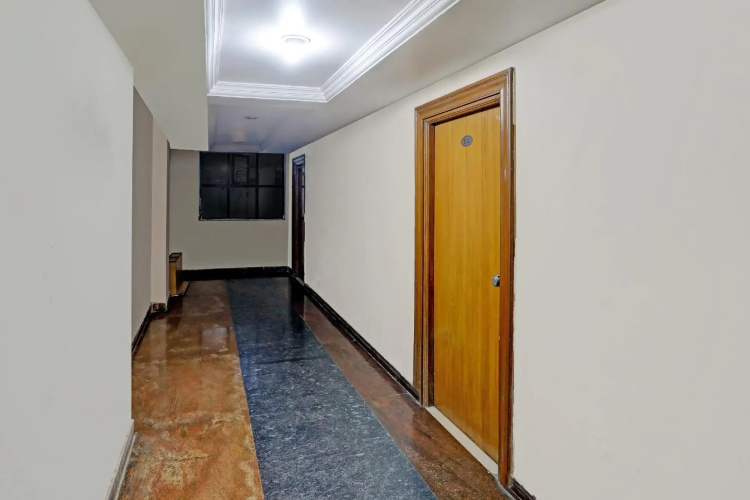 Hotel RR Residency