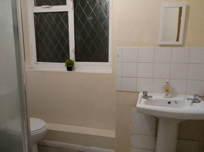 Heathrow Guest House