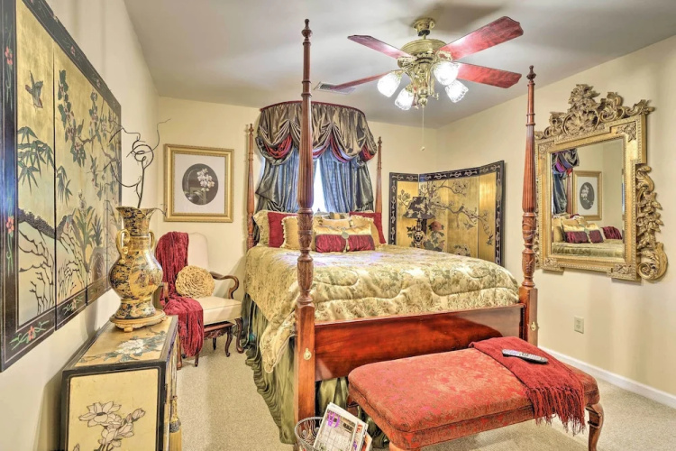 Victorian Hernando Home ~ 25 Miles to Memphis