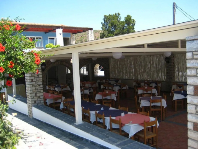 Zefiros Beach
