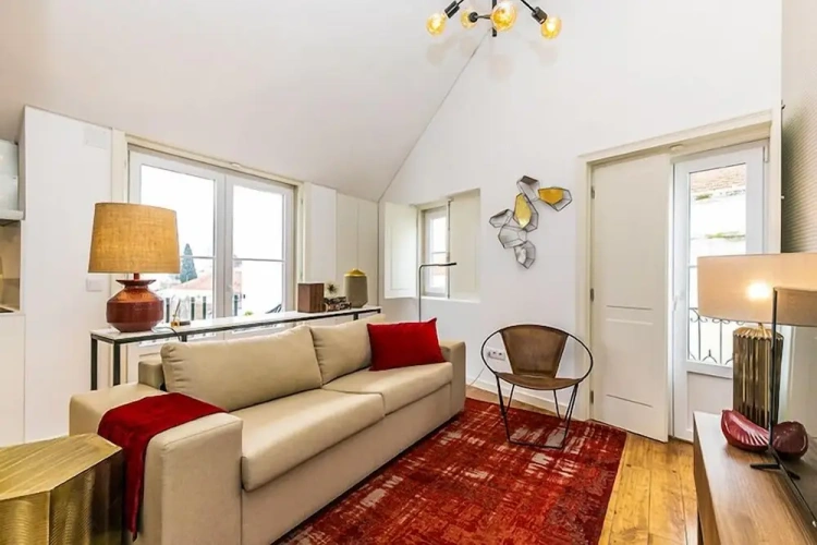 2 Bedrooms Apartment