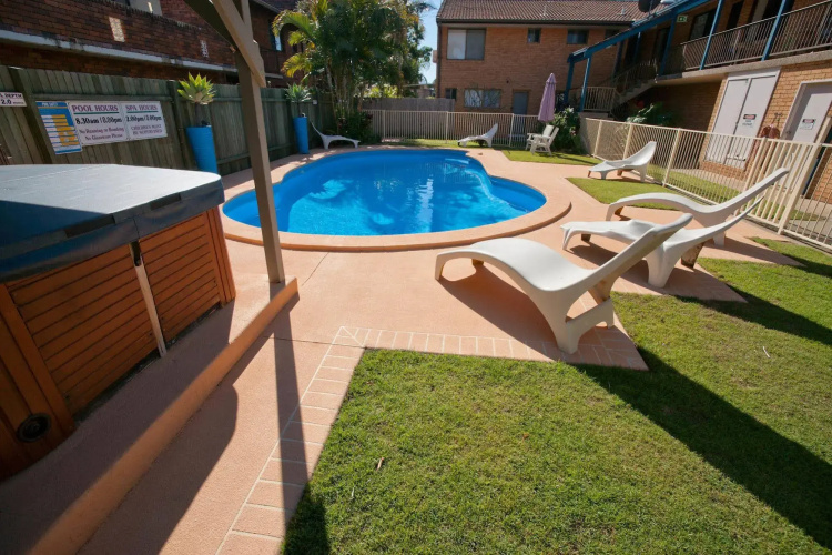 Beachside Gardens 5