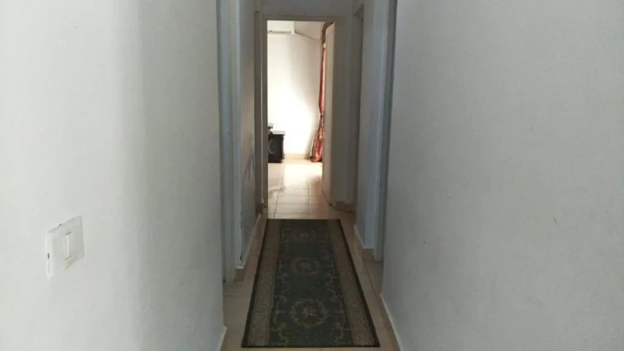 3 Bedrooms Apartment