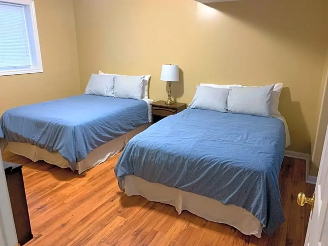 4 Bedrooms Cottage