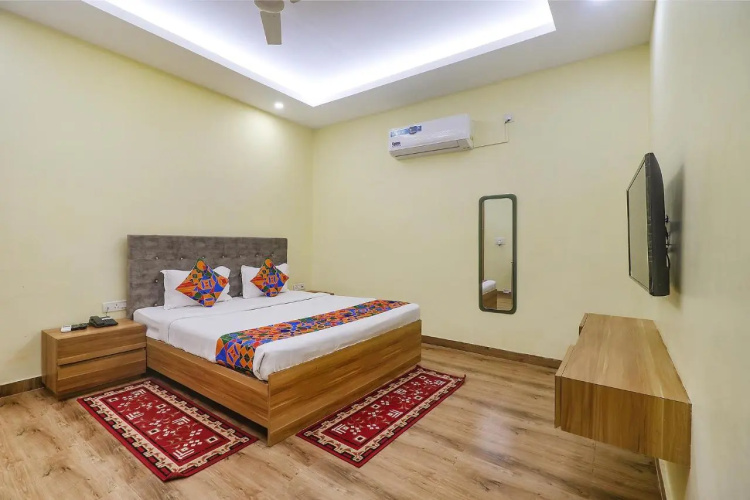 FabHotel Le Gardenia