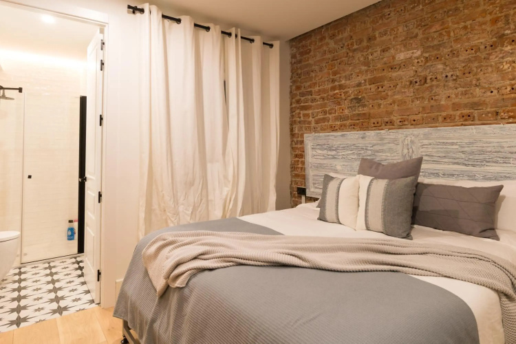 NEW ABANDO by STAYNNAPARTMENTS