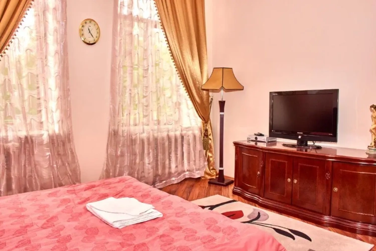 2 Bedrooms Suite