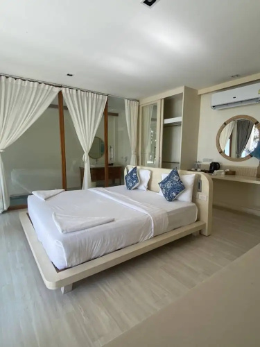 Siam Beach Resort